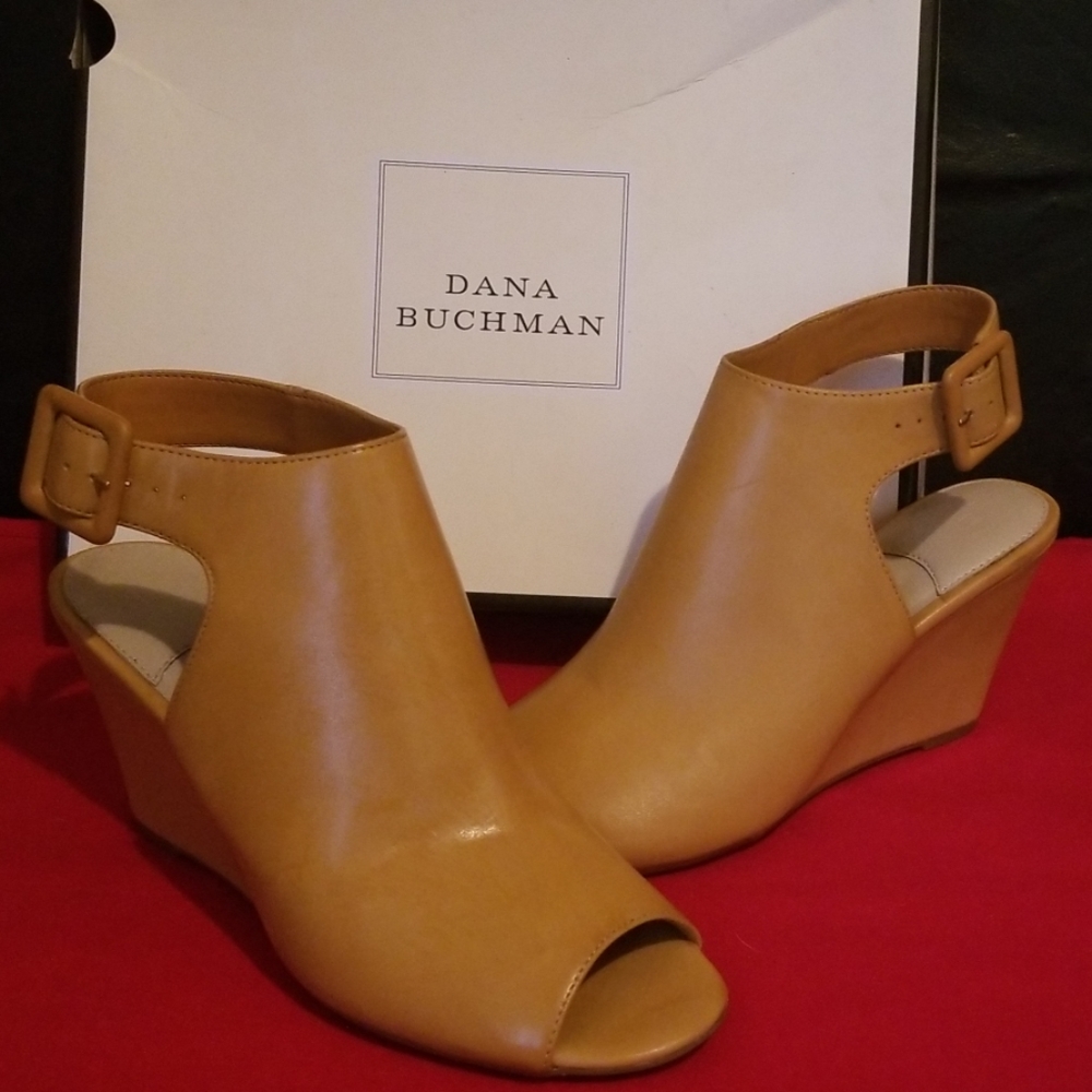 Dana Buchman Wedge Heels